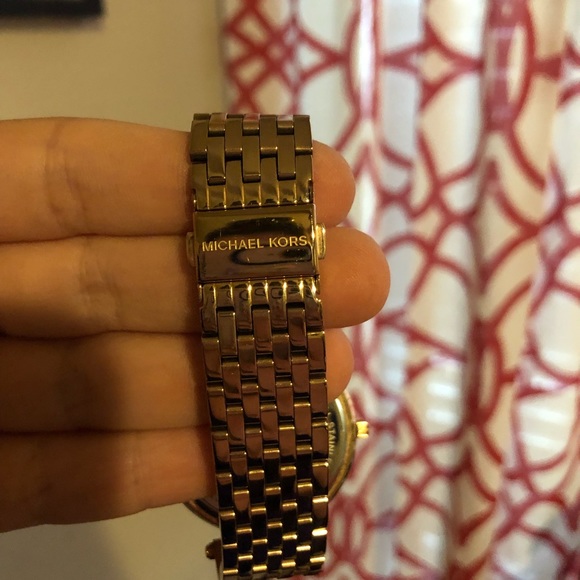 Michael Kors Watch - Picture 3 of 4
